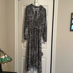 NWT Banana Republic Size 4 Tall Leopard Print Maxi Dresss